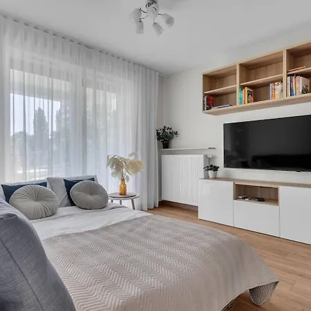 Prestige Mokotow Balcony Ac Parking *
